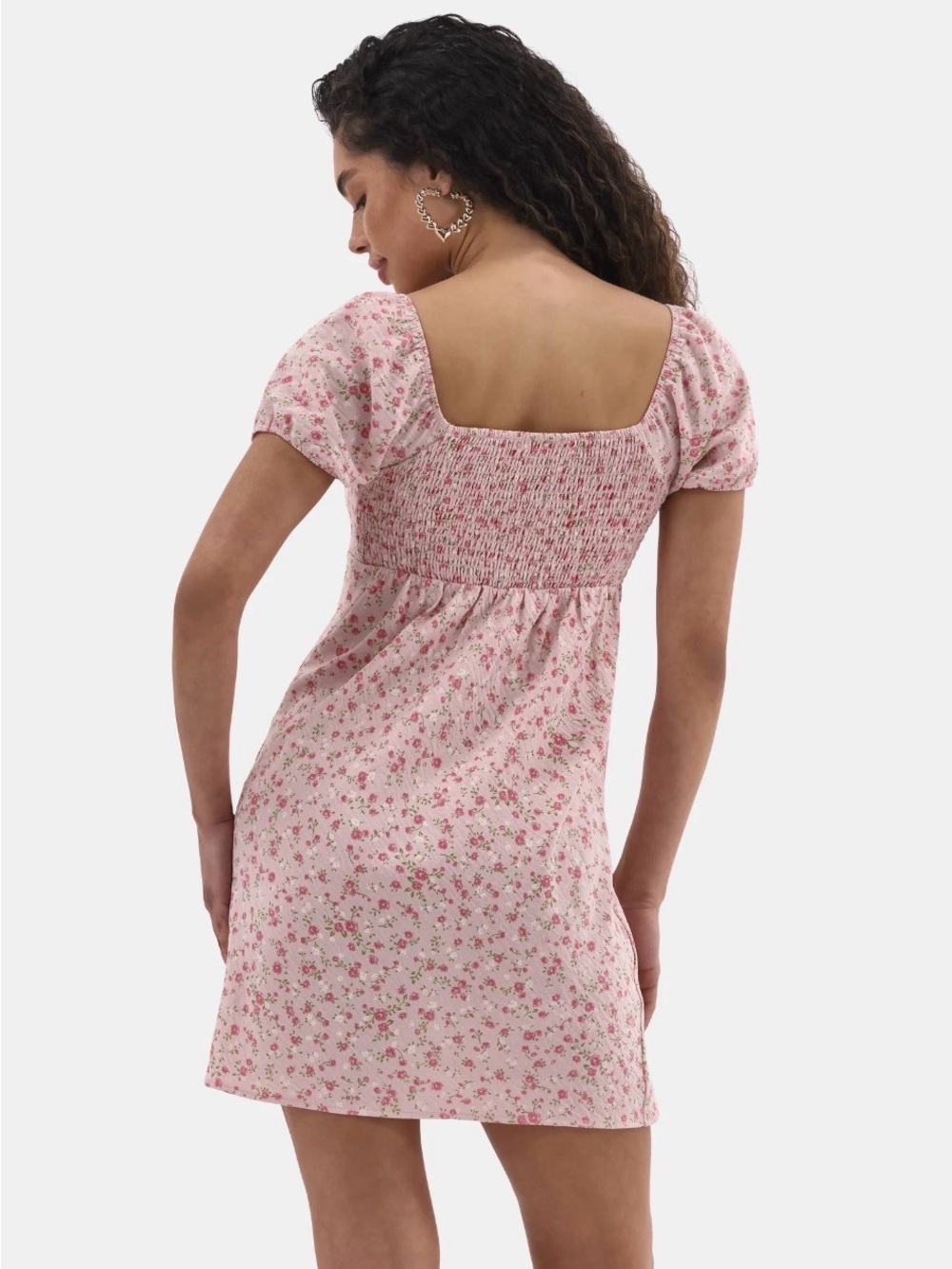 No Boundaries Chalk Pink Front Twist Detail Short Puff Sleeves Mini Dress - Picture 4 of 5